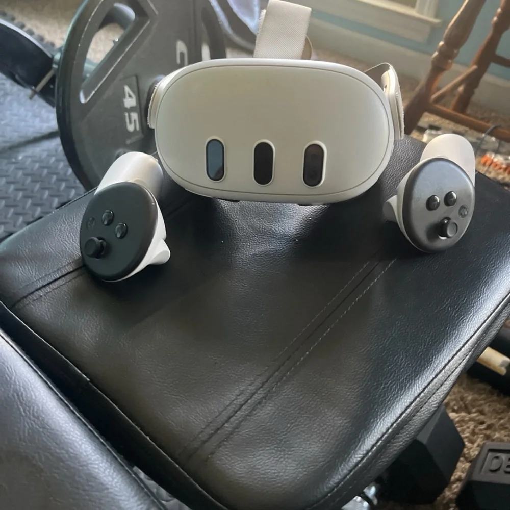 Meta Quest VR Headset with Controllers - White and Black